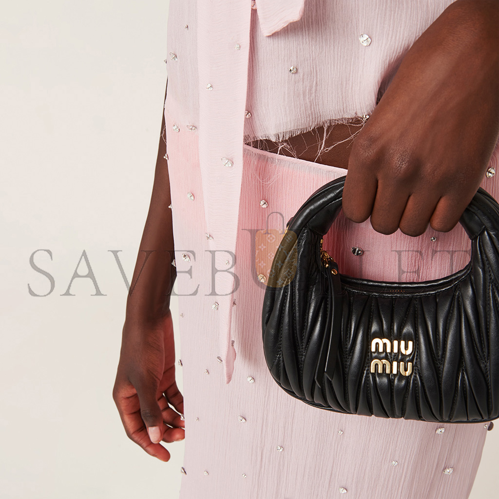 MIU MIU WANDER MATELASSÉ NAPPA LEATHER HOBO MINI-BAG 5BP078 (17.5*14*5.5cm) MIU MIU WANDER MATELASSÉ NAPPA LEATHER HOBO MINI-BAG 5BP078 (17.5*14*5.5cm)